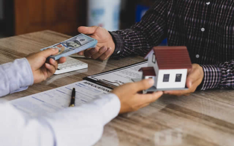 The 6 Benefits of Selling Your Home to Cash Buyers