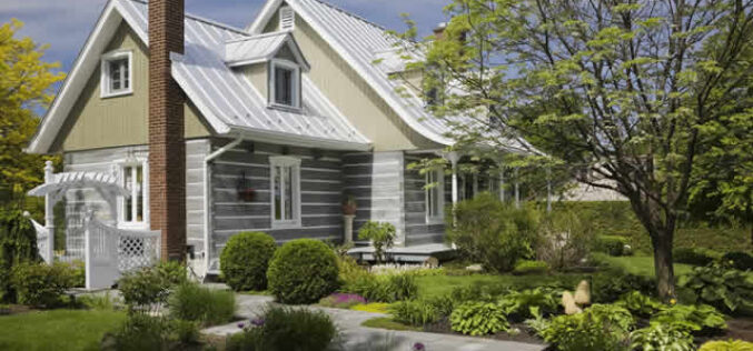 5 Easy Ways to Improve Your Yard for a Great First Impression
