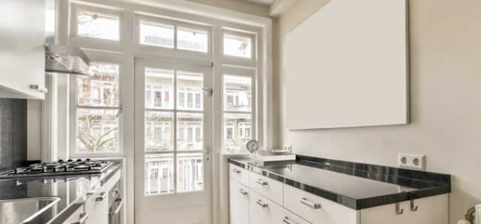 Discovering the Advantages of Gas Strut Windows