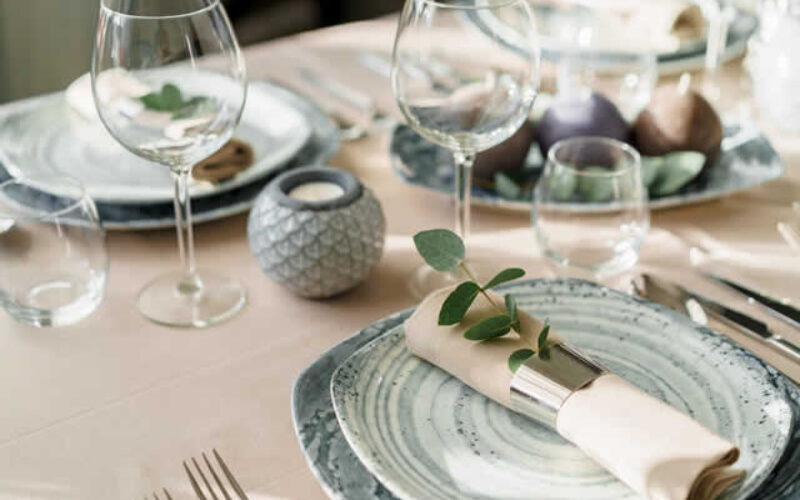 How to Set the Perfect Luxury Table for Every Occasion