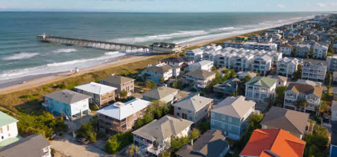 The Pros & Cons of Purchasing a Home Near the Shore