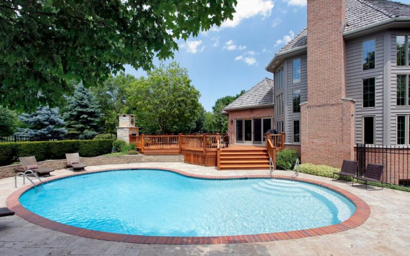 5 Important Questions To Ask Before Buying a Pool
