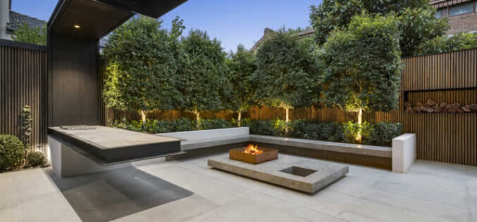 How to Transform Your Backyard With the Help of a Landscaper