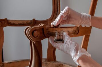 The Benefits of Restoring Old Wooden Furniture