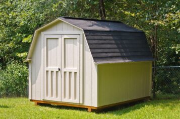 4 Reasons You Should Build a Storage Shed in Your Backyard