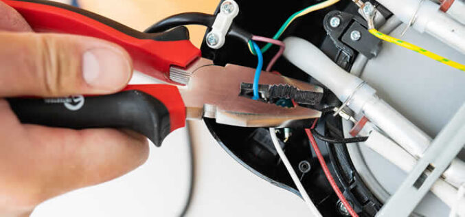 4 Ways to Tell When You Need Refrigeration Repair