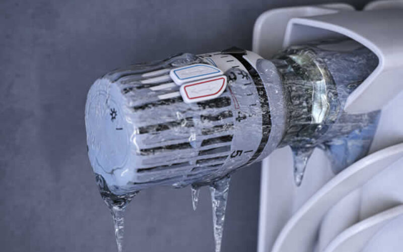 4 Signs It’s Time To Add a Heat Pump to Your Basement Apartment