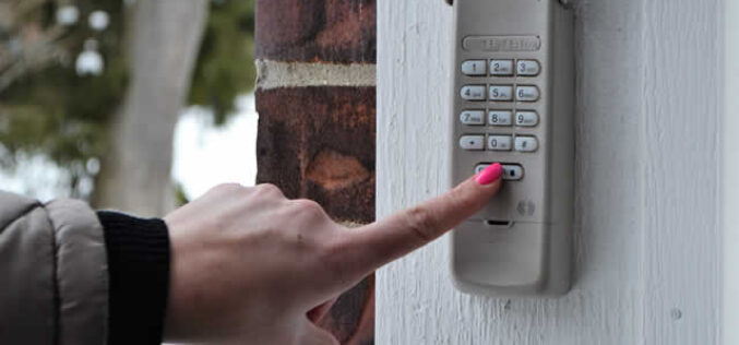 5 Things to Look for in a Garage Door Repair Service