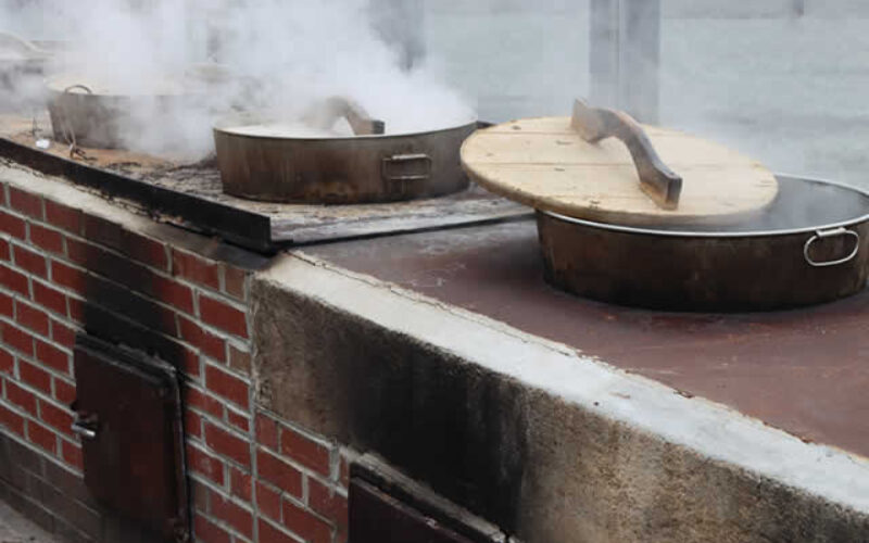 8 Elegant Features for Your Dream Outdoor Kitchen