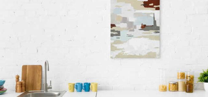 Integrating Statement Art Pieces into Modern Kitchen Designs