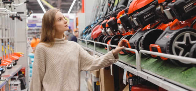 5 Reasons Why You Should Visit A Used Lawn Mowers Center