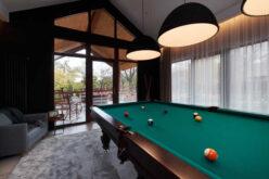 Trouble-Free Transportation: Protecting Your Pool Table During a Move
