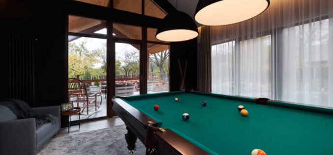 Trouble-Free Transportation: Protecting Your Pool Table During a Move
