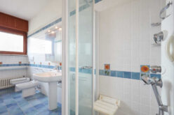 Innovations in Hygiene and Style: Maintenance Tips for Your Glass Shower Doors