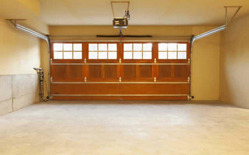 2024 Garage Door Trends: What’s New?