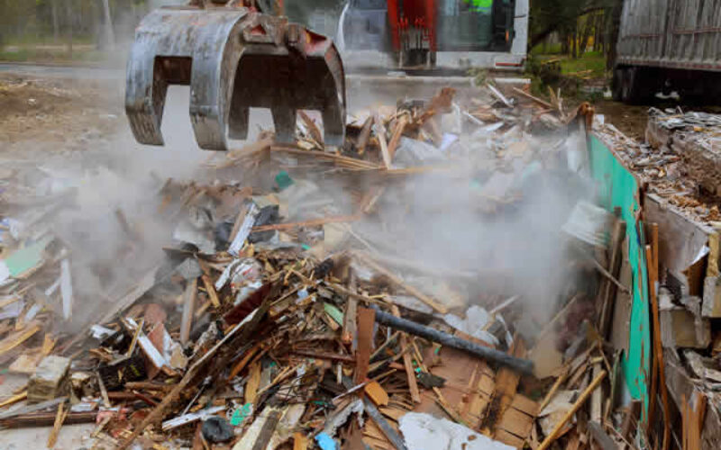 Top 6 Reasons To Hire a Demolition Specialist for Your Next Project