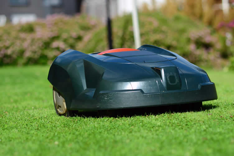electric mowers vs gas mowers