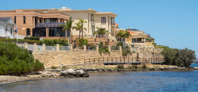 The Benefits of Installing a Seawall for Your Waterfront Property