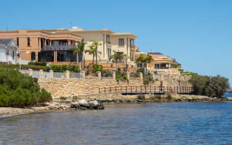 The Benefits of Installing a Seawall for Your Waterfront Property