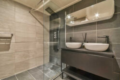The Benefits of Walk-In Showers: Designing Accessible Spaces at Home