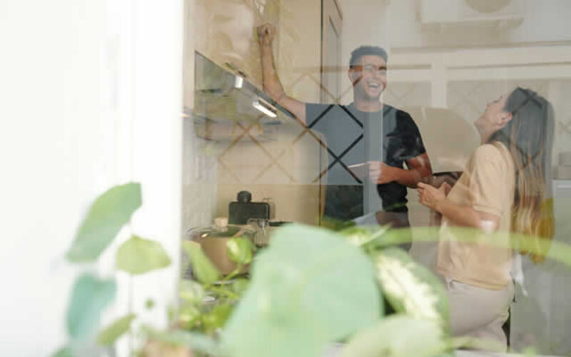 5 Compelling Reasons to Tint Your Home Windows