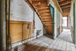 5 Things You Need to Know Before Buying a Fixer-Upper
