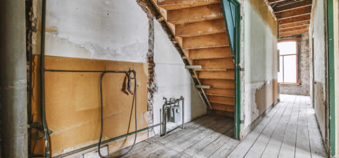5 Things You Need to Know Before Buying a Fixer-Upper