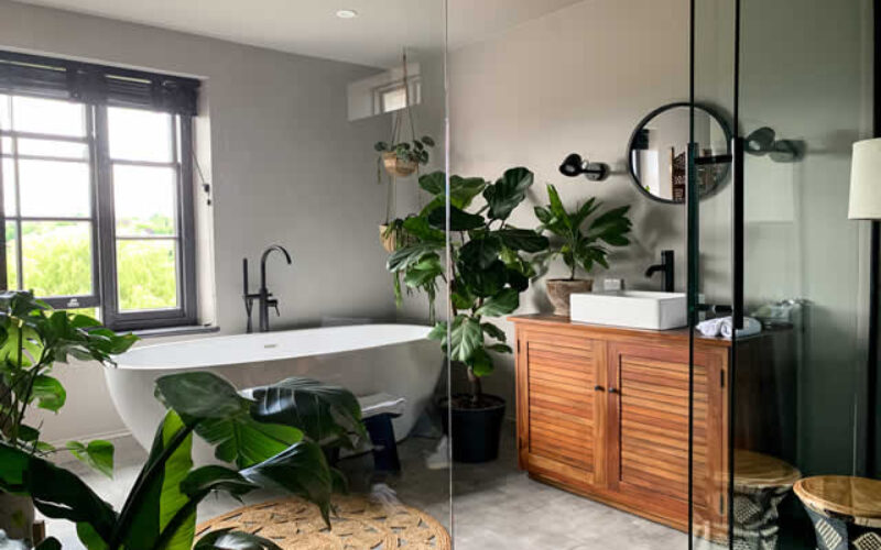 Master Bathroom Upgrades on a Budget Without Remodeling
