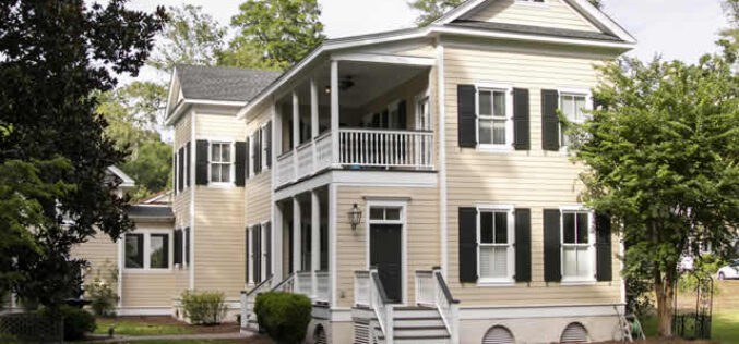 Old Home? Here’s How to Renovate While Maintaining a Historic Charm