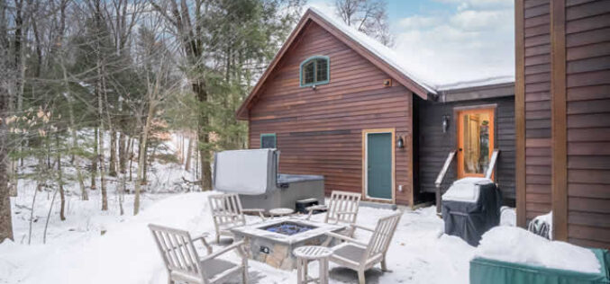 Seasonal Tips for Staging a Rental Property