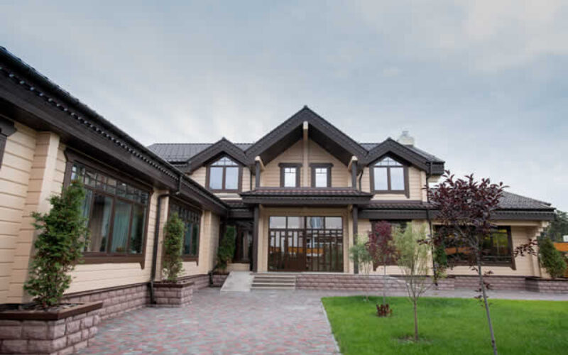 5 Trending Design Ideas for Stunning Home Exteriors
