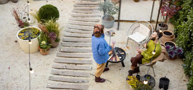 4 Low Maintenance Landscaping Tips for Homeowners