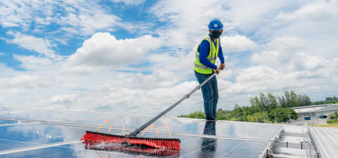 5 Tips to Help You Properly Maintain Home Solar Panels