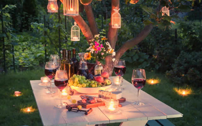 The Ultimate Guide to Outdoor Living & Casual Dining