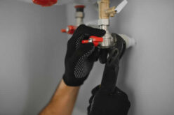 Handyman or Plumber: Who Should Fix Your Pipes?