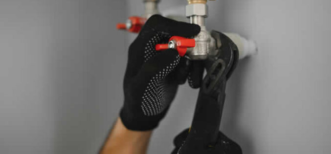 Handyman or Plumber: Who Should Fix Your Pipes?