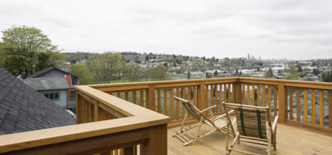 Choosing the Right Decking Materials for Your Dream Outdoor Space