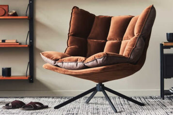 Maximizing Comfort and Style: Swivel Chairs That Fit Modern Living Rooms