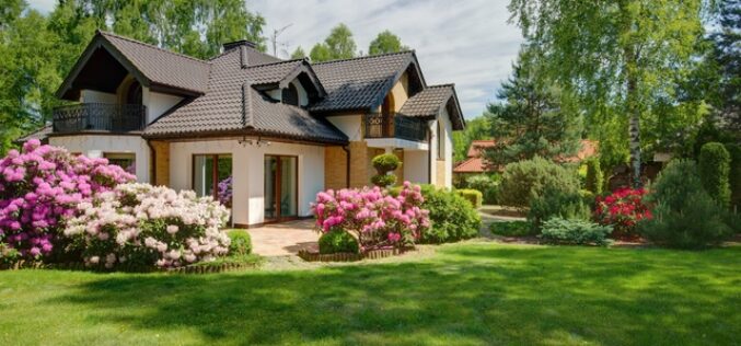 6 Backyard Accessibility Tips for Safe, Stylish Design
