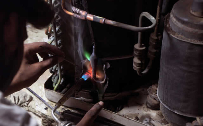 7 Signs Your Furnace May Be Failing This Winter