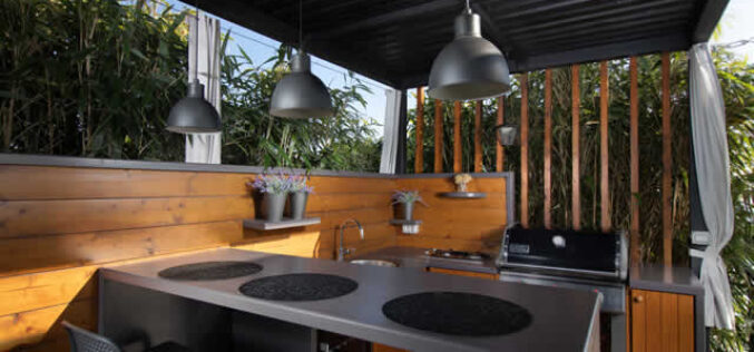 From Deck to Dinner: A Guide to Easy Outdoor Cooking
