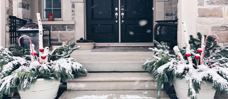 How to Keep Your Home’s Curb Appeal Strong All Winter Long