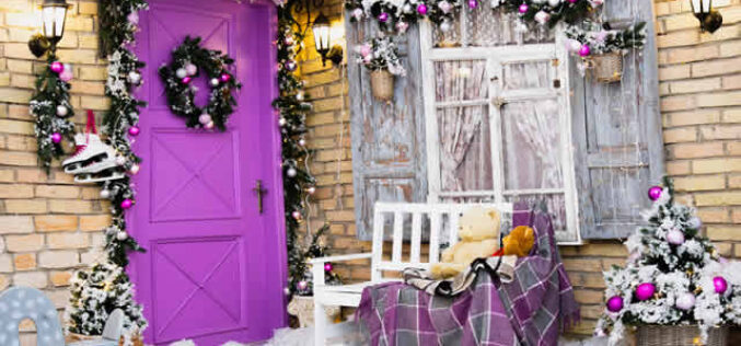 Make Your Home Shine: The Ultimate Christmas Porch Guide