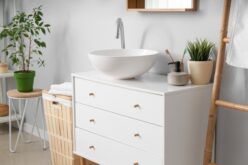 Bathroom Decor That Is Stylish and Functional