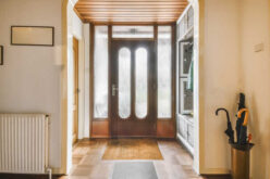 From Cluttered Chaos to Welcoming Warmth: Organize Your Entryway