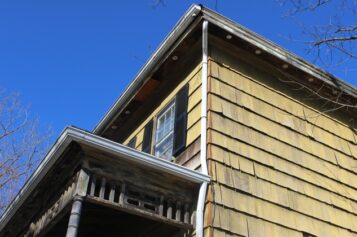 The Signs That You Need to Replace Your Home’s Siding