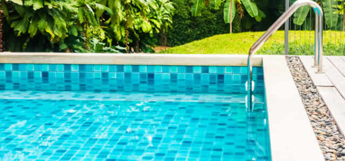 How Tampa Bay Pools Solves Florida’s Unique Pool Challenges: Your Local Expert for Custom Pools in Tampa Bay