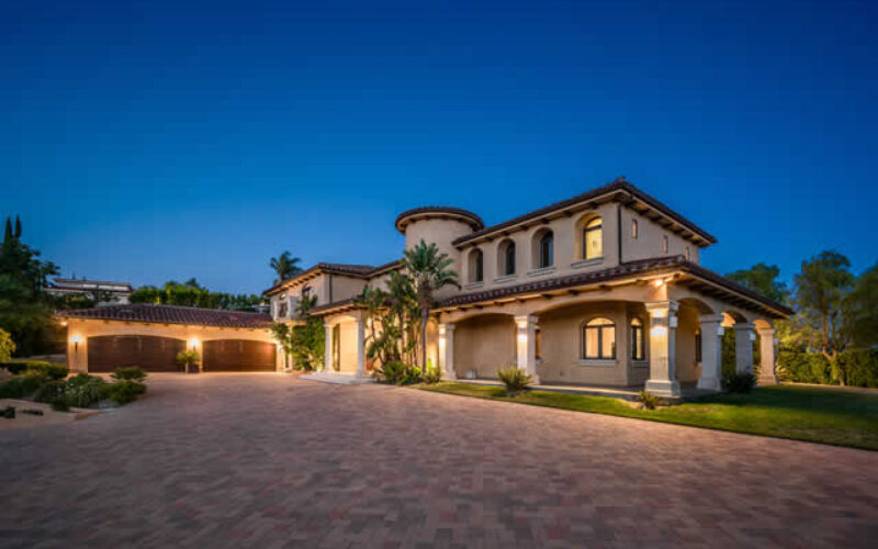 What Luxury Home Buyers Want In 2026: Privacy, Wellness, And Smarter Design