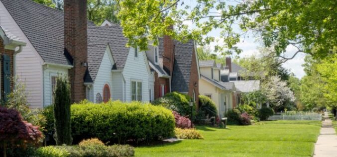 How to Make an Older Home More Appealing to Modern Buyers