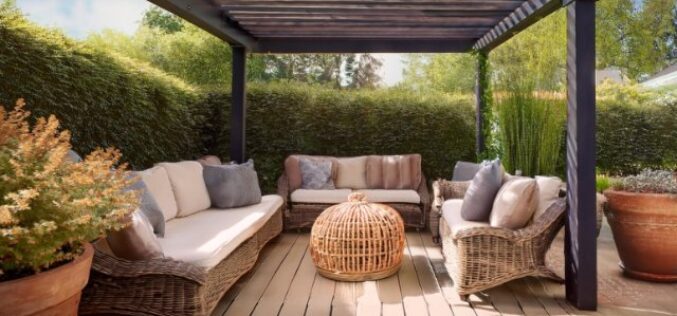 How To Find the Perfect Furniture Balance in Your Backyard